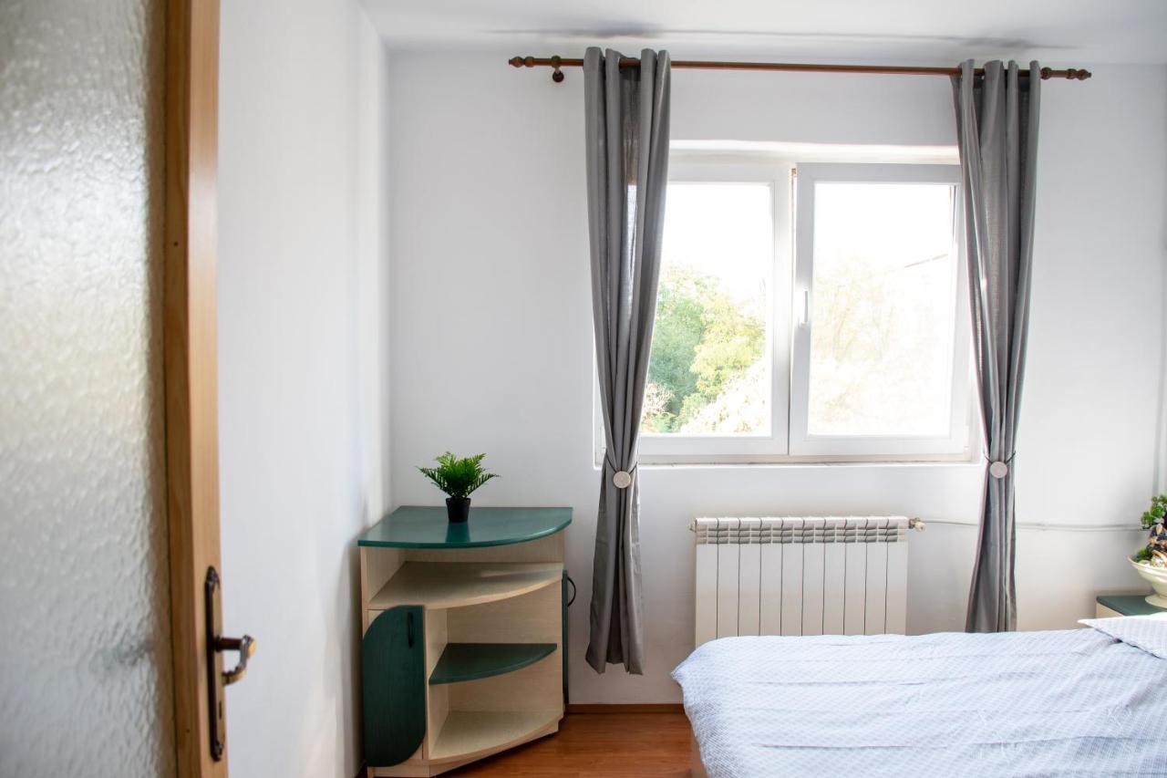 Family-Friendly Apartment Oradea Zewnętrze zdjęcie